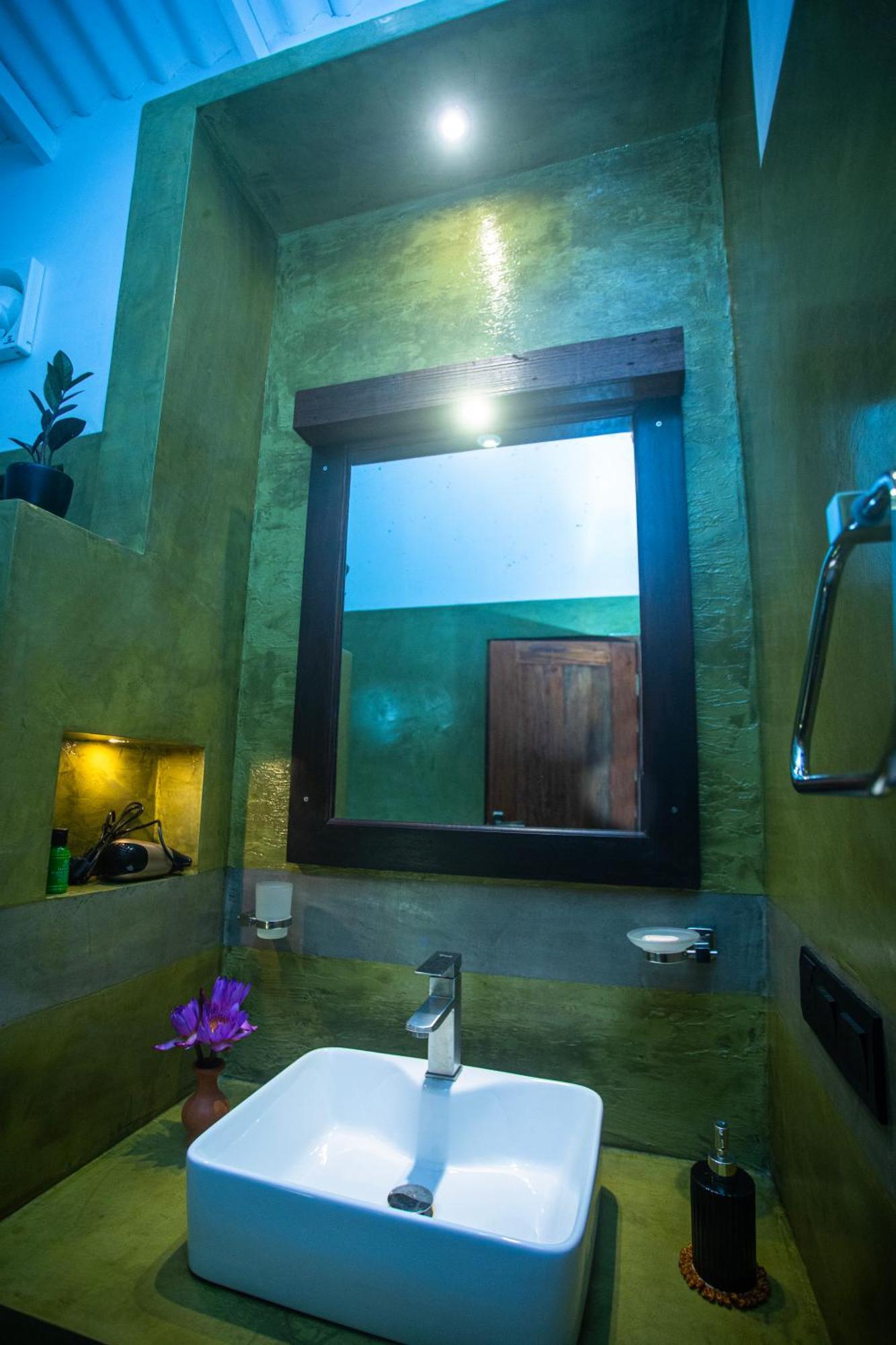 Aki Luna Lagoon Resort Hikkaduwa Extérieur photo