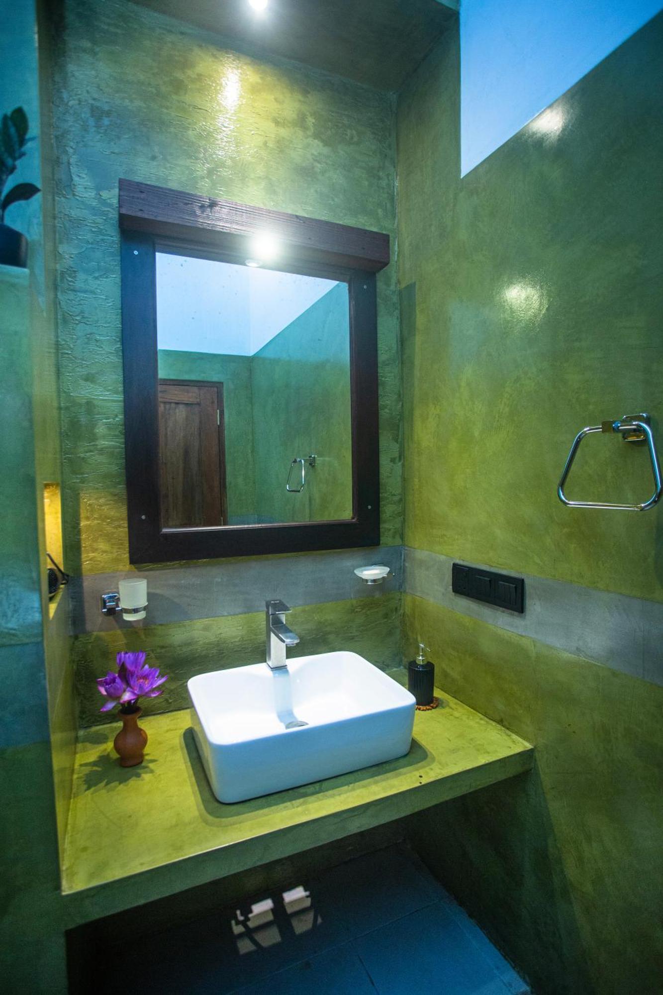 Aki Luna Lagoon Resort Hikkaduwa Extérieur photo