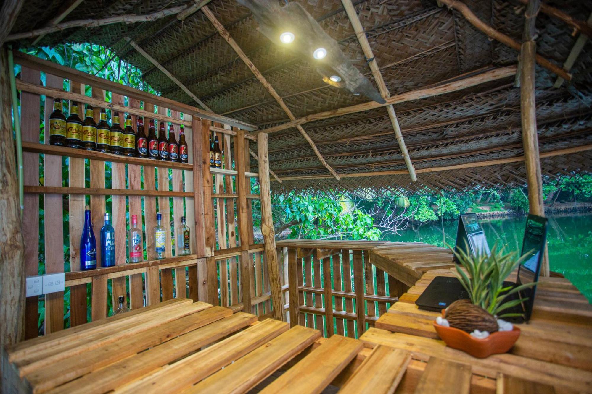 Aki Luna Lagoon Resort Hikkaduwa Extérieur photo