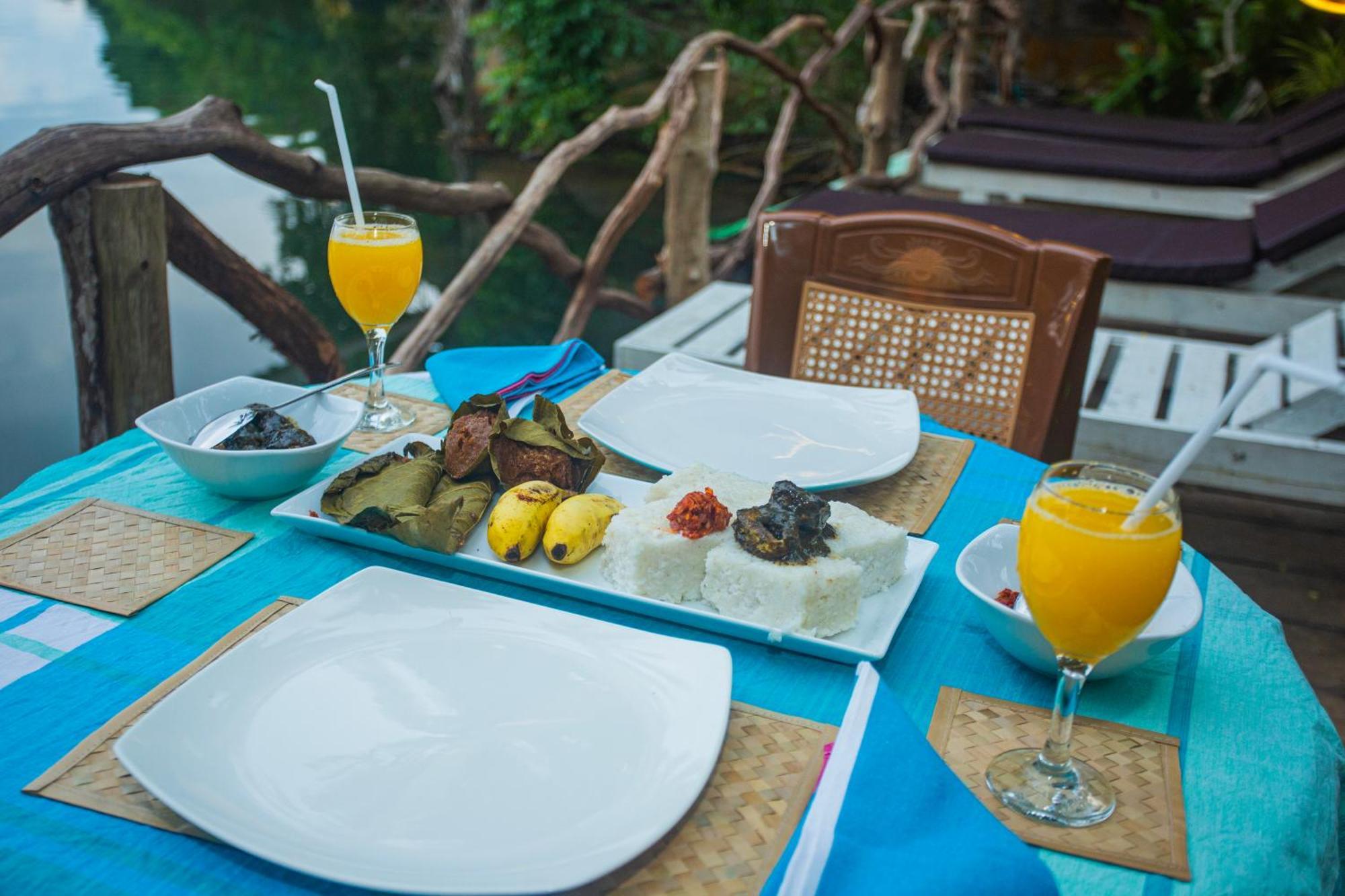 Aki Luna Lagoon Resort Hikkaduwa Extérieur photo
