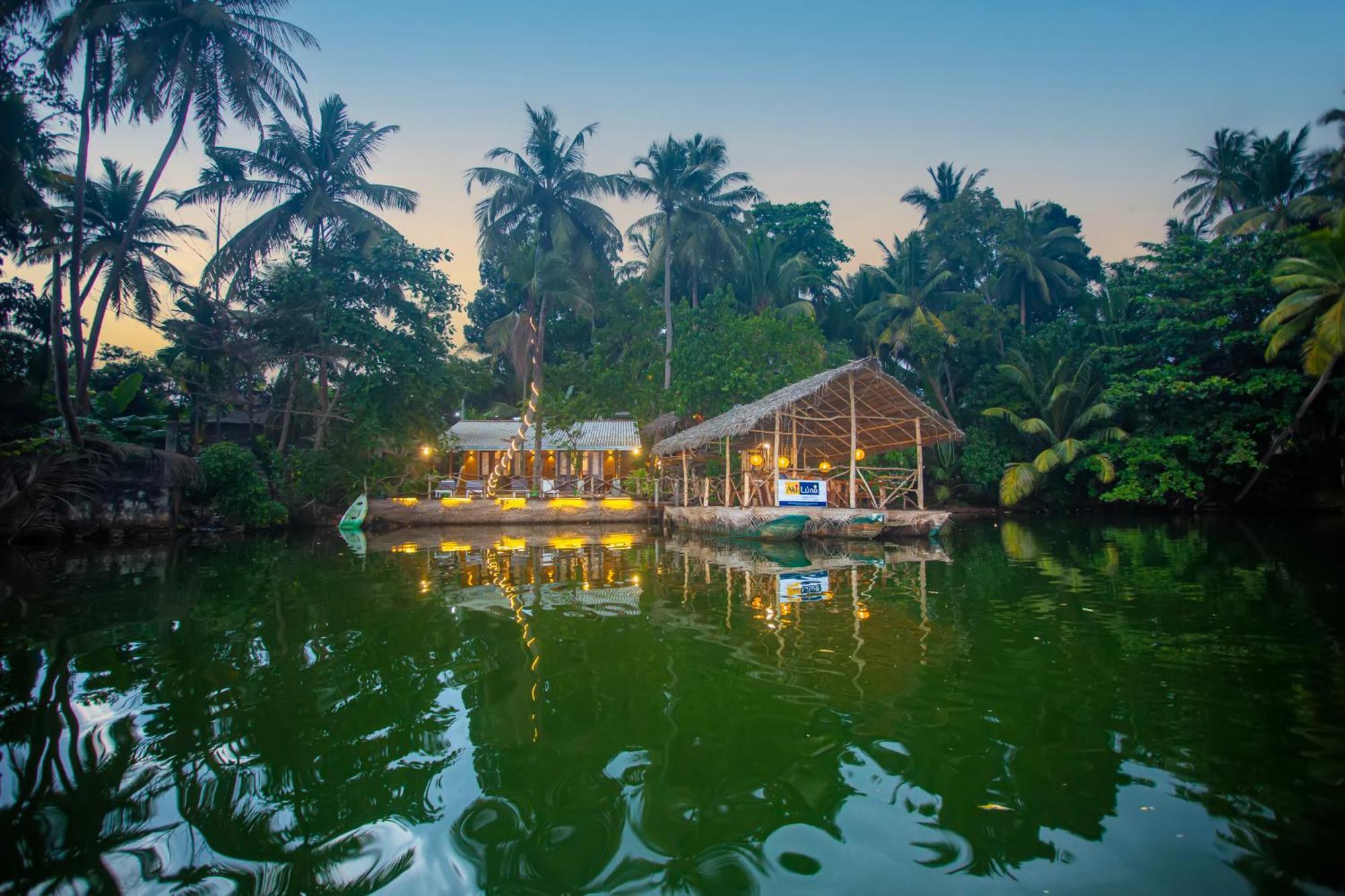 Aki Luna Lagoon Resort Hikkaduwa Extérieur photo